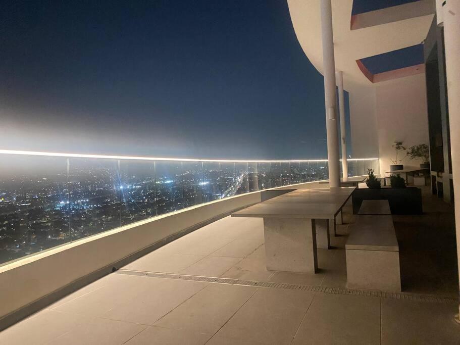 Increible Departamento Piso 34 En De Lujo * Santiago
